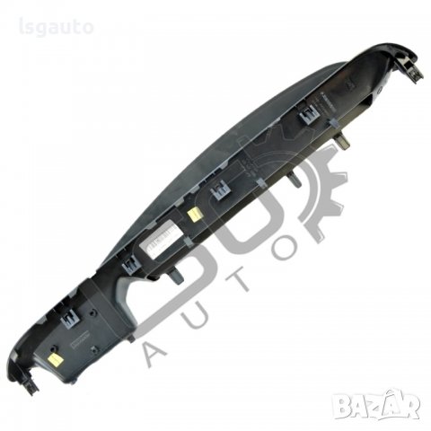 Интериорна лайсна около дисплей Renault Scenic II 2004-2009 RM030522N-110, снимка 3 - Части - 36881550