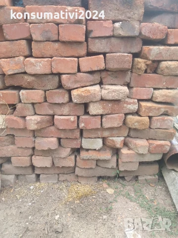 Тухли единичка в добро състояние, около 1000бр по 0.28ст за бройка