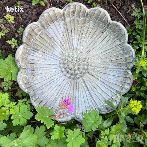 Бетонна поилка за птици,29 см