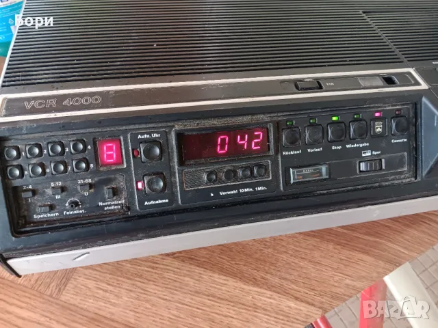 GRUNDIG VCR 4000 , снимка 9 - Плейъри, домашно кино, прожектори - 50059397