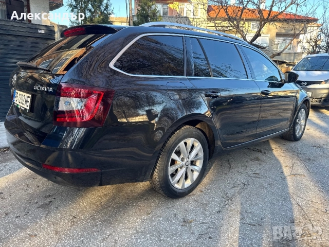 Шкода Октавия , снимка 6 - Автомобили и джипове - 52914880