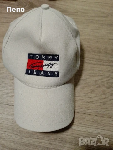Шапка Tommy Hilfiger 
