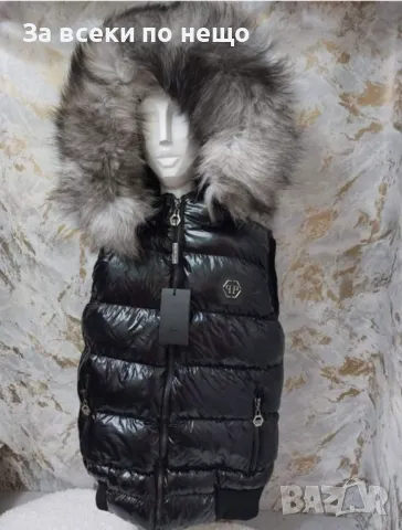 Дамски черен елек с естествен косъм от лисица на качулката Код LFS188