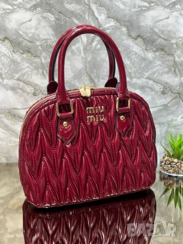 чанти Miu Miu , снимка 4 - Чанти - 50627015