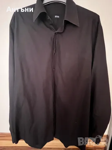 Черна риза с дълъг ръкав