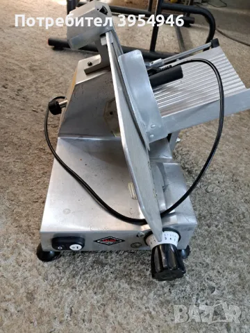 Професионална Колбасорезачка Ф.30, снимка 7 - Обзавеждане на кухня - 48509327