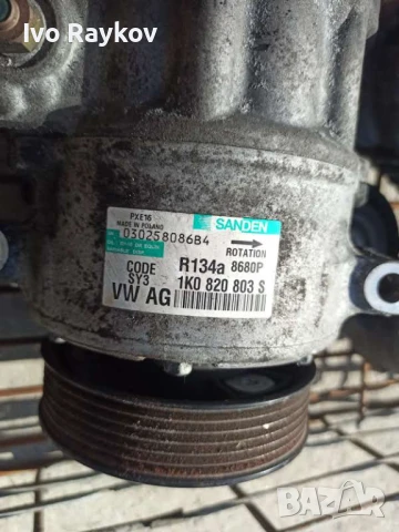 Компресор Климатик Vw Passat B6 , 1K0 820 803 S, снимка 2 - Части - 51393072