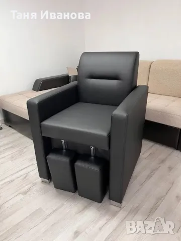 стол за педикюр