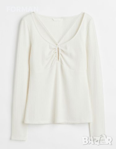 Бяла блуза с красиво остро деколте , снимка 1 - Тениски - 43067432