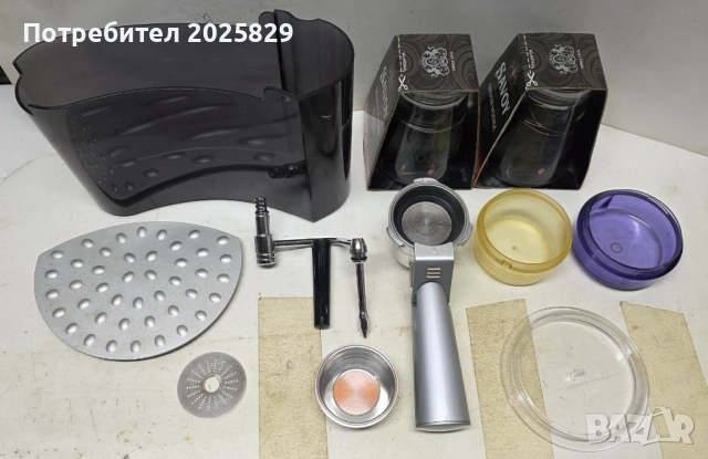 Части за кафемашина,ръкохватка,казанче,и други,капачки за кафемелачки,чаши комплект