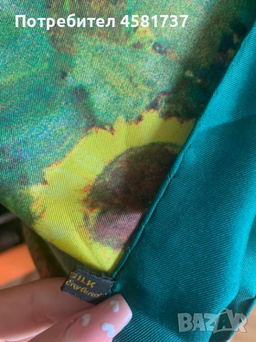 Копринен шал с репродукция на картина на Gustav Klimt, снимка 2 - Шалове - 51880109