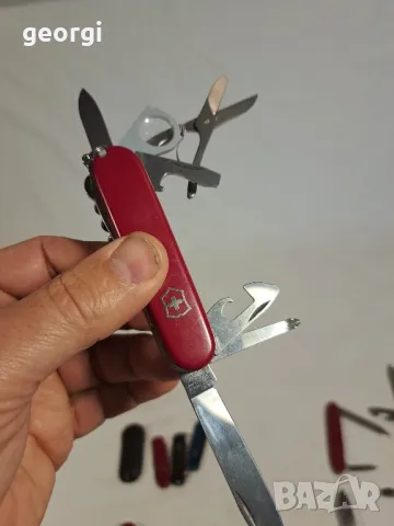 швейцарски комбиниран джобен нож Victorinox 