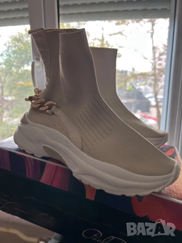 Платнени обувки - тип ботуш 