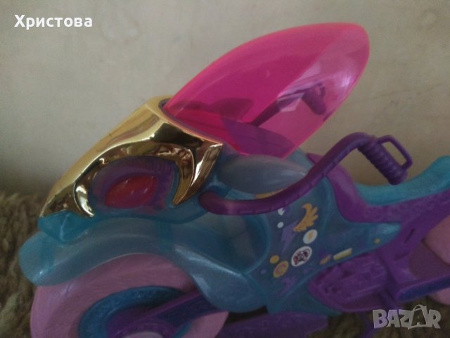 Кукла Му Little Pony Екуестрия и мотор на Hasbro, снимка 11 - Кукли - 43355810