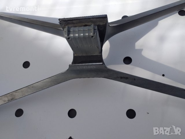 TV стойка Samsung UE55K6370​, снимка 2 - Стойки, 3D очила, аксесоари - 27024987