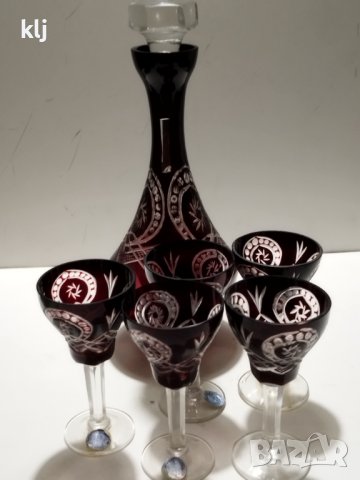 Кристални чаши с графа цветен червен кристал 