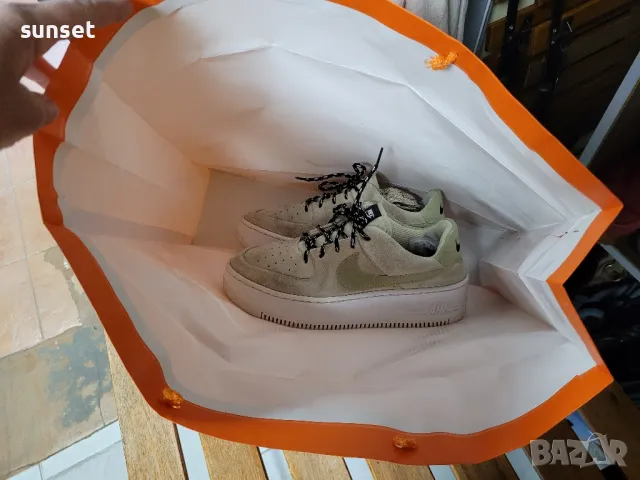 Nike Air Force 1 резидави маратонки+ торбичка !, снимка 12 - Кецове - 47979876