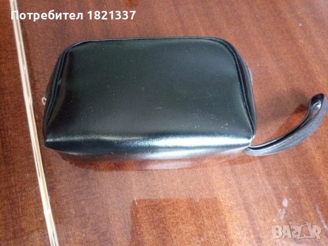 Малка кожена чанта , снимка 5 - Чанти - 52337435