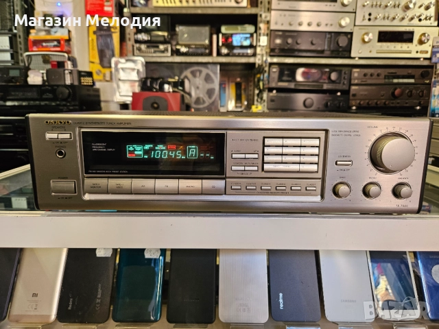 Ресийвър Onkyo TX-7900 В отлично техническо и визуално състояние. Две по 60 вата.