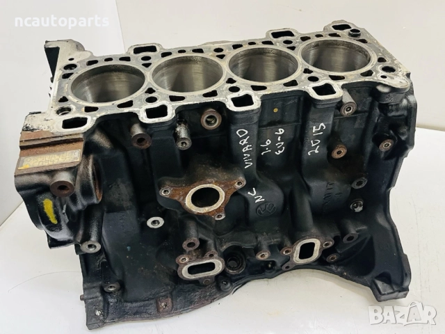 Цилиндров блок за Рено Трафик Опел Виваро 1.6 дизел R9M408 110115733R 2015