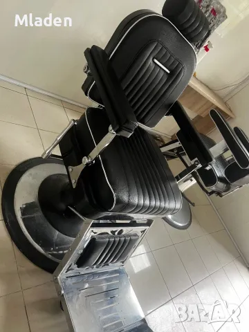 Бръснарски стол/Barber, снимка 2 - Фризьорски столове - 49605811