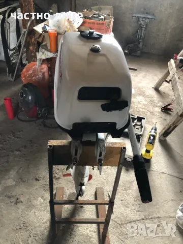 Извънбордов двигател за лодка Crescent 4, снимка 2 - Воден транспорт - 47530020