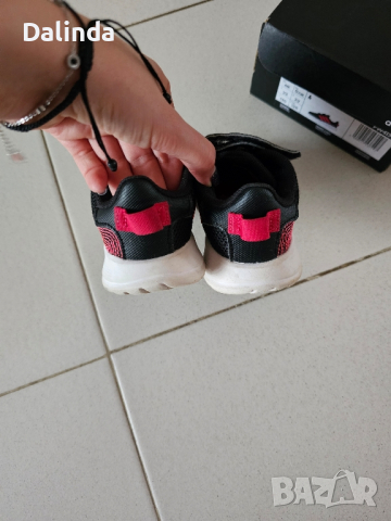 Детски пролетни маратонки Adidas 22 номер , снимка 6 - Детски маратонки - 44877046