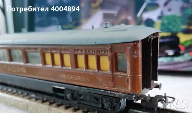 Запазено и действащо колекционерско електрическо влакче Marklin 4, снимка 10 - Антикварни и старинни предмети - 48904890