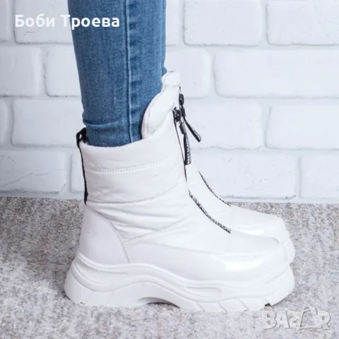 Дамски боти изработени от висококачествен еко лак и промазан текстил, снимка 2 - Дамски апрески - 48223066