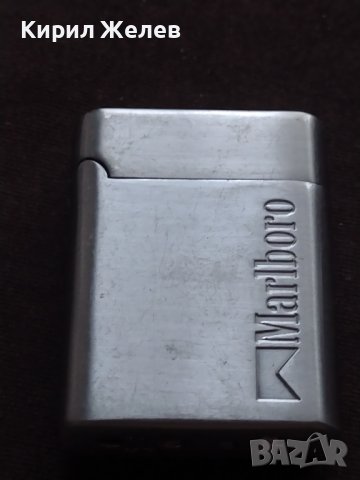 Модерна запалка MARLBORO метална с реотан работи перфектно състояние 27953, снимка 1 - Запалки - 43638751