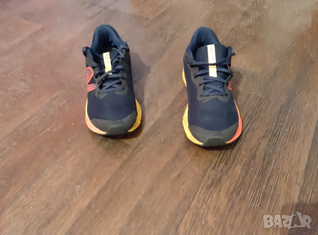 Оригинални маратонки New Balance Fresh Foam, снимка 2 - Детски маратонки - 53190606
