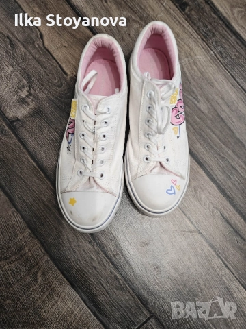 продавам дамски кецове