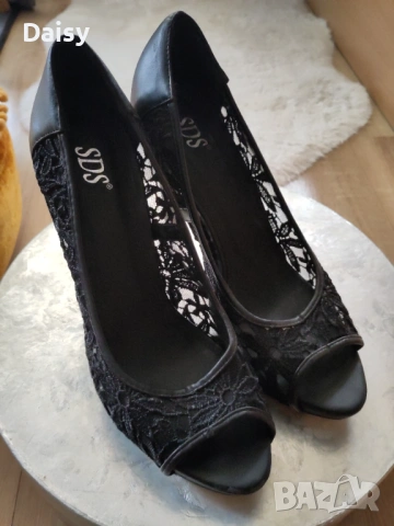 Черни обувки на висок ток, дантела + изкуствена кожа, 41 номер