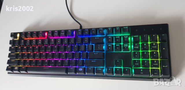 Геймърска клавиатура с LED подсветка Cooler Master, снимка 1 - Клавиатури и мишки - 42141903