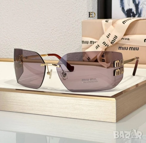 очила с калъф cartier miu miu versace gucci , снимка 11 - Слънчеви и диоптрични очила - 50596421