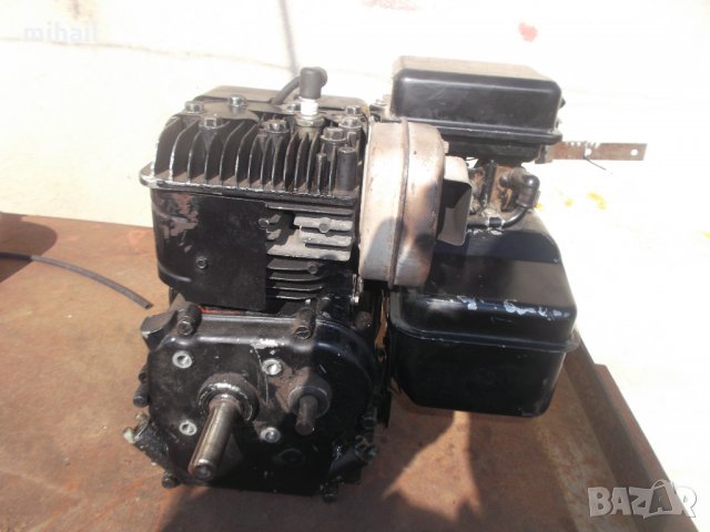 Двигател  Briggs & Stratton  на части, снимка 3 - Градинска техника - 32400926