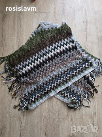 Дамско пончо ново, снимка 1 - Жилетки - 53178360