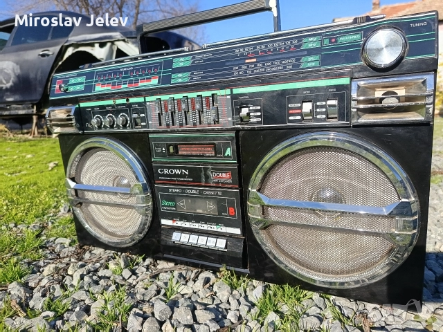 crown , снимка 4 - Радиокасетофони, транзистори - 52807872