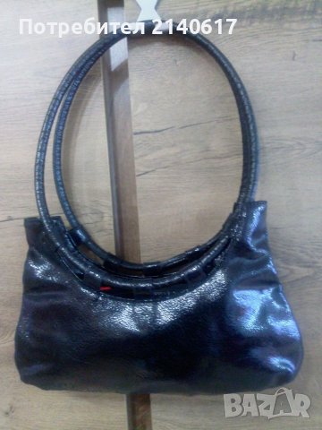 Дамска чанта 100% кожа,естествен лак,Италия, снимка 1 - Чанти - 39742733