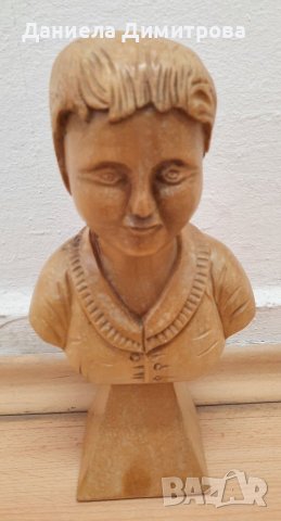 Дървена фигура