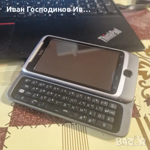 Телефон с клавиатура HTC Desire Z, снимка 1