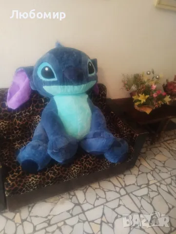 Плюшена играчка Стич Stitch, Мечтата на всяко дете - огромна плюшена играчка. 