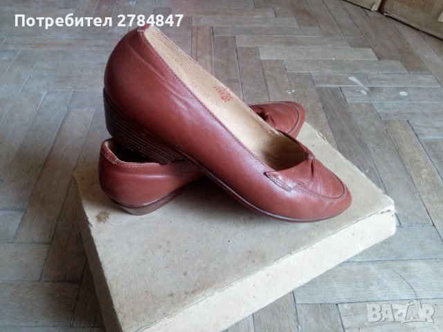 Дамски обувки , снимка 2 - Дамски ежедневни обувки - 37583623