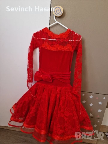 Детска рокля, подходяща за спортни танци или друг официален повод- 5 години, снимка 4 - Детски рокли и поли - 51364455