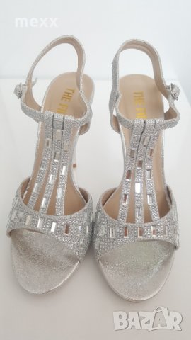 Нови луксозни обувки, снимка 3 - Дамски елегантни обувки - 28916547