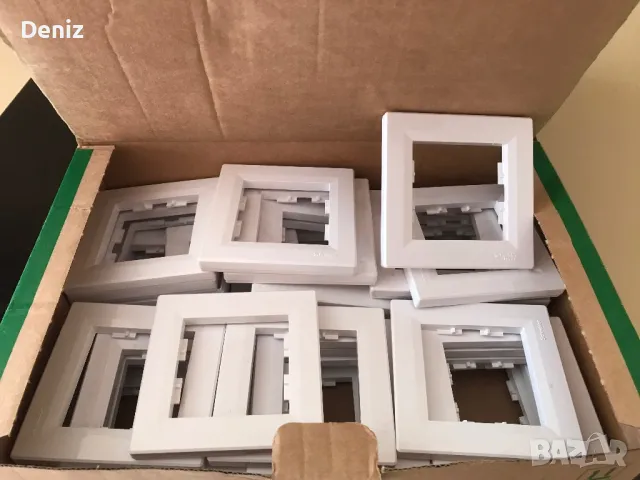 Капаци за Контакти Schneiner Asfora, снимка 2 - Ключове, контакти, щепсели - 49771391