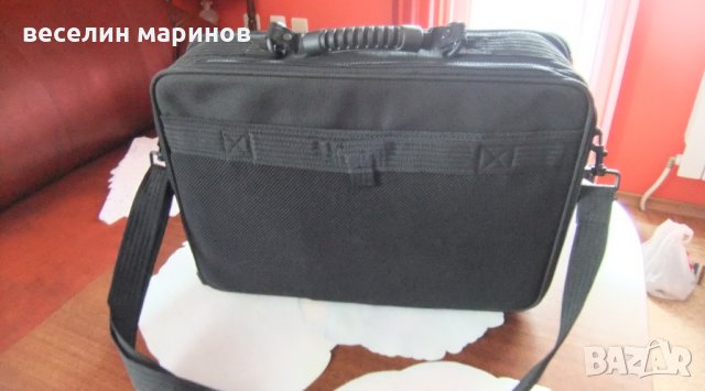 Продавам чанта за лаптоп, снимка 2 - Лаптоп аксесоари - 32550852