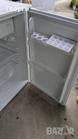 Хладилник с фризерна част Gorenje 96л А+ Като нов, снимка 3 - Хладилници - 53123772
