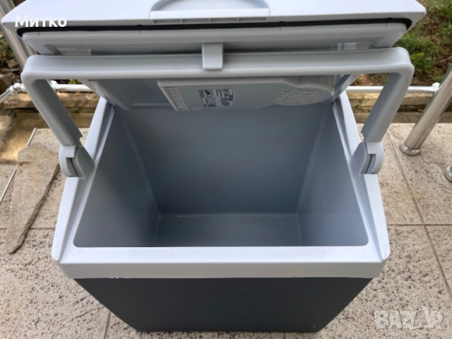 Хладилна чанта Mobicool 12v,25 литра, снимка 8 - Рутери - 47042185