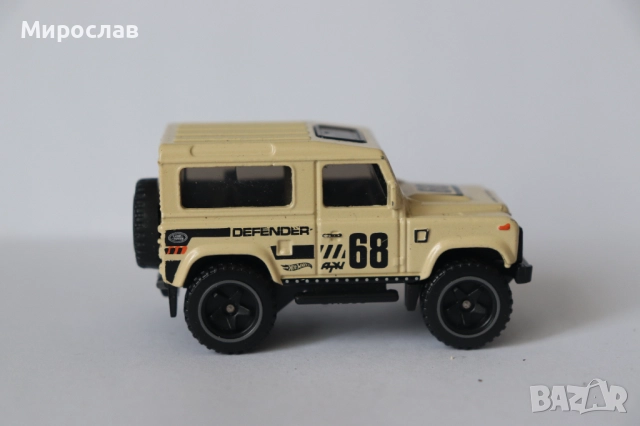 1/64 HOT WHEELS LAND ROVER DEFENDER 90 КОЛИЧКА МОДЕЛ, снимка 4 - Колекции - 52919415
